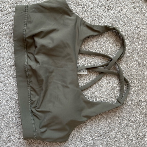 Lululemon Energy Bra - Picture 1 of 3